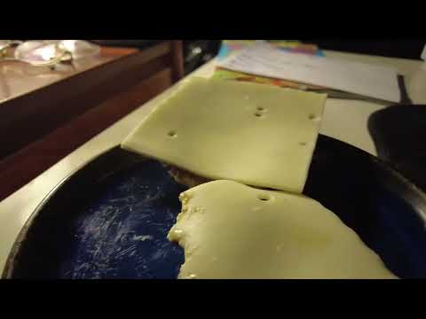 MongoTV_8740 - Min Natmad - Ristet MØLLEHJUL BOLLE Med TAHIN og OST