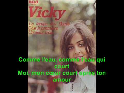 L'amour Est Bleu - Vicky Leandro lyrics