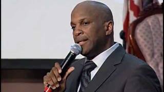 Donnie McClurking- &quot;Saciame Señor&quot; &quot;Yo Sé que Estás Aqui&quot;