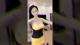 【おっぱい】 乳揺れダンス　tiktok #Shorts
