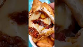 Hv u ever tried "Pizza Samosa"??.... |👉Location is in description |👉Help to Reach 50K