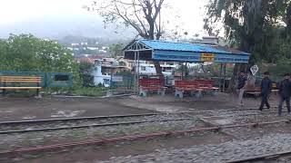preview picture of video 'World Heritage Kalka-Shimla Metre Gauge Train journey Part 2 Solan Station'