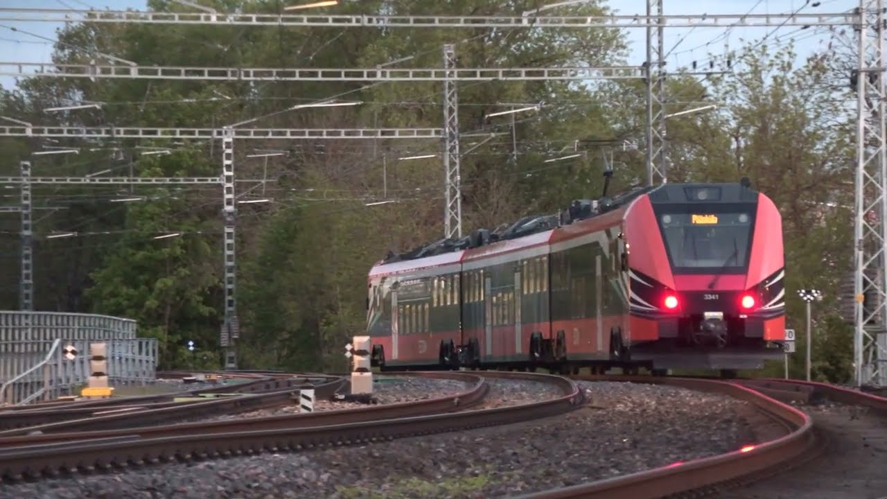 Электропоезд 21Ev-3341 нa ст. Таллин-Балти / 21Ev-3341 EMU at Tallinn main station