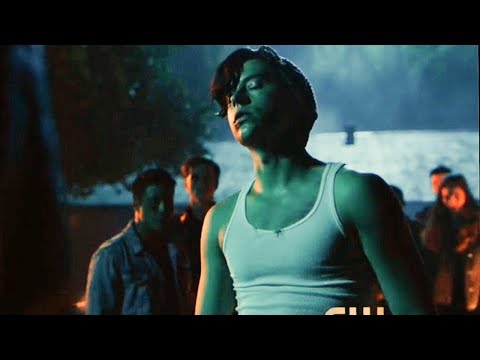 Riverdale - Jughead becomes a Serpent and Gets Beaten Up