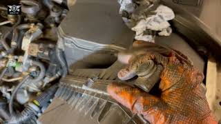 Volvo XC70 2007 2008 2.4 D5 Throttle body removal cleaning and refitting