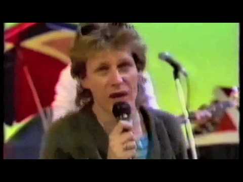 The Little Heroes : Pretty Shadow