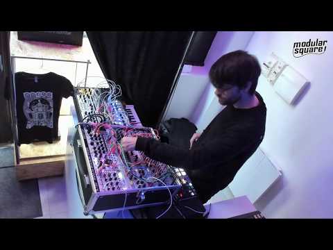 Apollo Noir live @Modularsquare