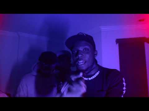 Hoe Glo x Lotto Bandz - M8v3n To The Maybach