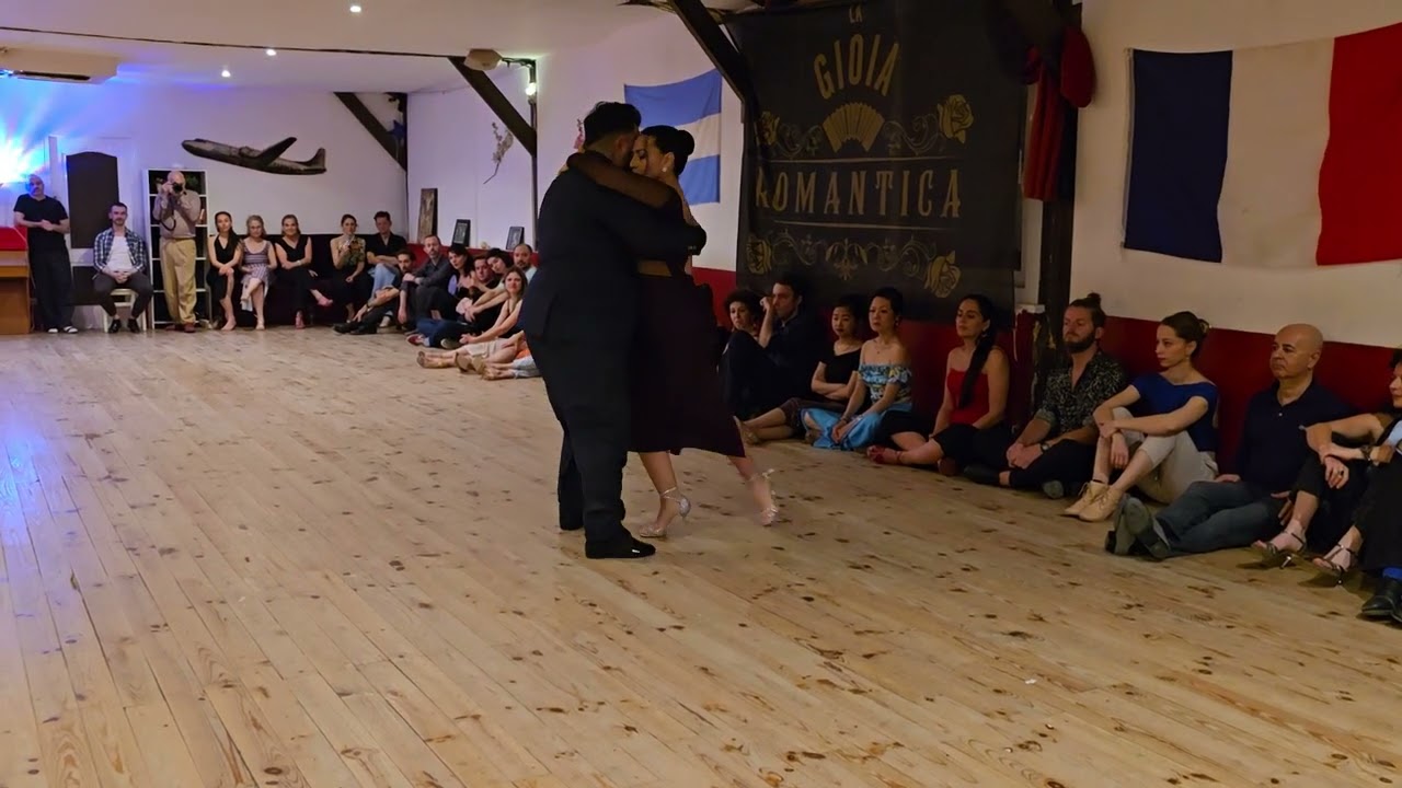 Video thumbnail for Cynthia Palacios y Sebastián Bolivar 1/5 - La Gioia au Chantier