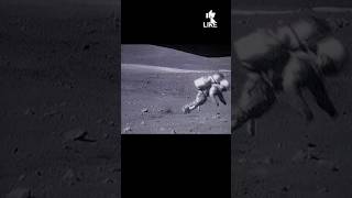 Nasa Astronauts Jumping And Falling On The Moon