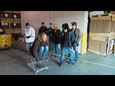 [Jackass Number Two 2006] Dunn, Basket, and Dock Door