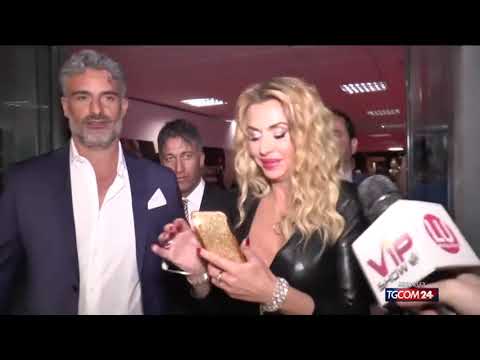 Servizio Canale 5 su  Marco Giordano Presidente Re d'Italia Art