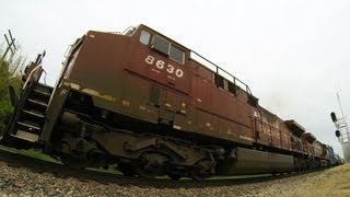 preview picture of video 'CP 8630 West, Switching Pingree Grove on 5-25-2013'