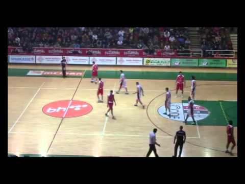 basket.ba: 8. kolo / M / Sloboda - Mladost 77 : 67
