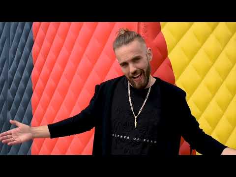 El Gato CHP (AKA Chipi RK) - ELLA QUIERE VOLAR [Prod. Curro Merino] (VIDEOCLIP OFICIAL) ❤️