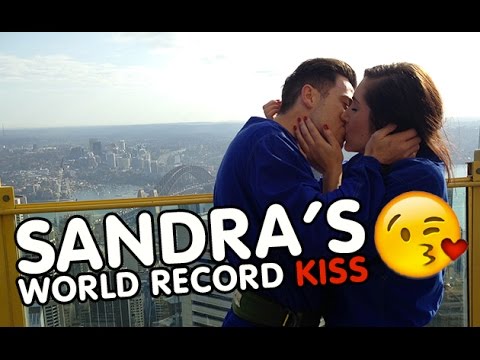 download lagu mp3 mp4 Longest Onscreen Kiss Guinness, download lagu Longest Onscreen Kiss Guinness gratis, unduh video klip Longest Onscreen Kiss Guinness