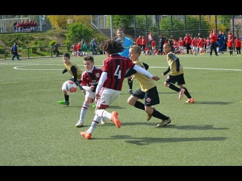 1. FSV Mainz 05 U10 vs AC Mailand (Milan) U10 2:0; Küffmann & Partner Cup 1. FC MG 12.04.2015