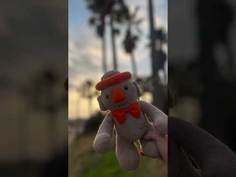 YouTube Thumbnail