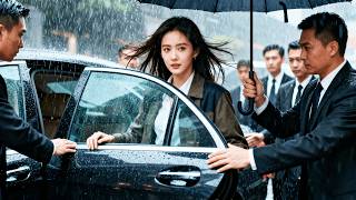 Everyone thought she was a sweet, simple village girl, but she was a world-famous mafia boss!