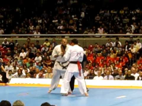 Alejandro Navarro VS  Adlan Abzotov / The 10th World Open Karate Tournament