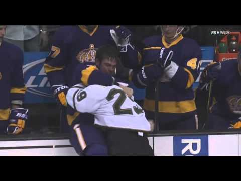 Steve Ott vs Willie Mitchell, December 10th,2011 Puck Fights