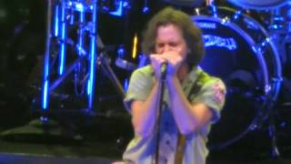 Pearl Jam- Gonna See My Friend (Los Angeles &#39;09) HD