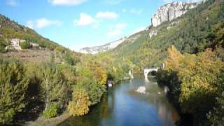 preview picture of video 'Automne 2009 dans les Gorges du Tarn'