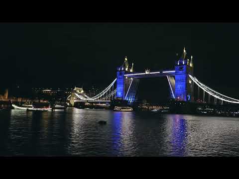 Reflections - Tribute For the Queen