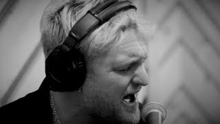 Cold War Kids – Can We Hang On? (LIVE)