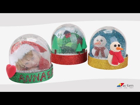 Skønne snekugler med glimmerdetaljer