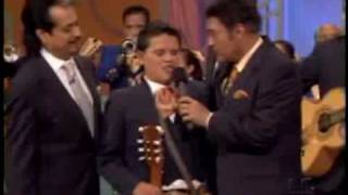 La Jaula De Oro Con Mariachi- Los Tigres Del Norte!