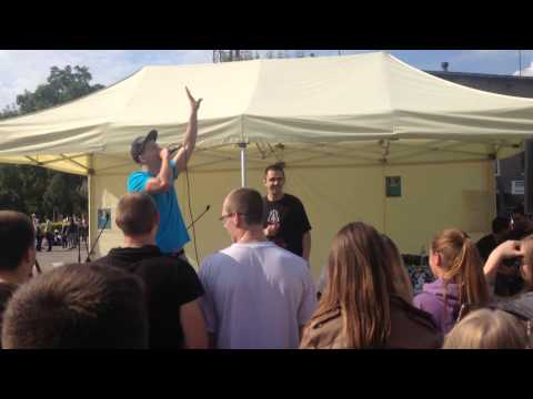 Karoona - Kalėdinė dainelė Live (ATGAL Į MIESTĄ 2014-08-30)