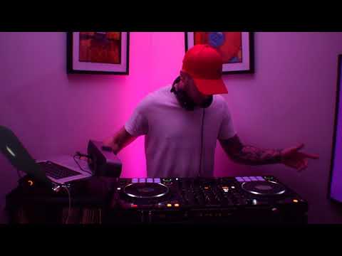 Delirious DJ - House and Tech Mini Mix