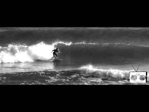 Surfing sjovt svulmer op ved Aberdeen