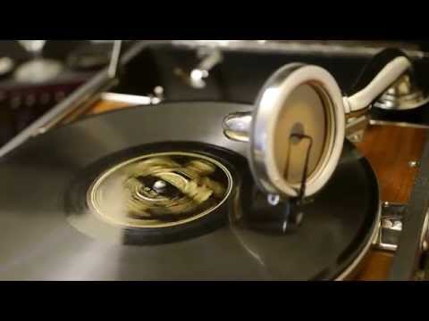 "The Wedding of the Painted Doll" - Leo Reisman and his Orchestra (v/Smith Ballew)