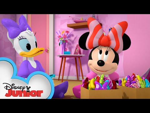 Minnie's Garage Sale  |  Mickey Mouse Mixed-Up Adventures | Disney Junior