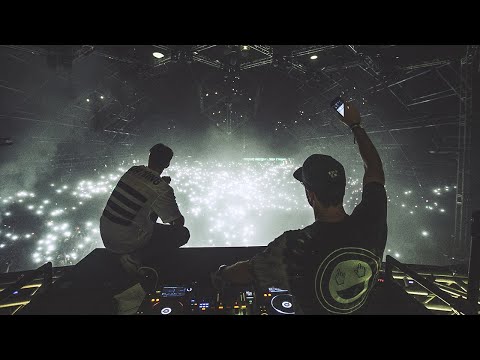 The Chainsmokers Live at Coachella 2016