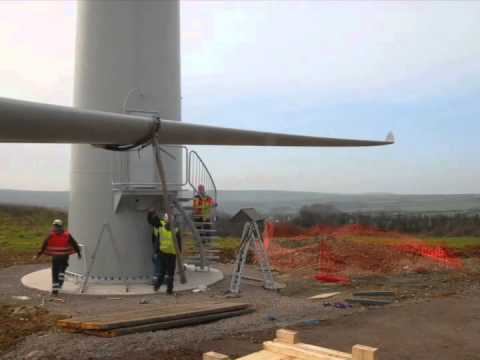 Philip Dennis Enercon E48 wind turbine construction.