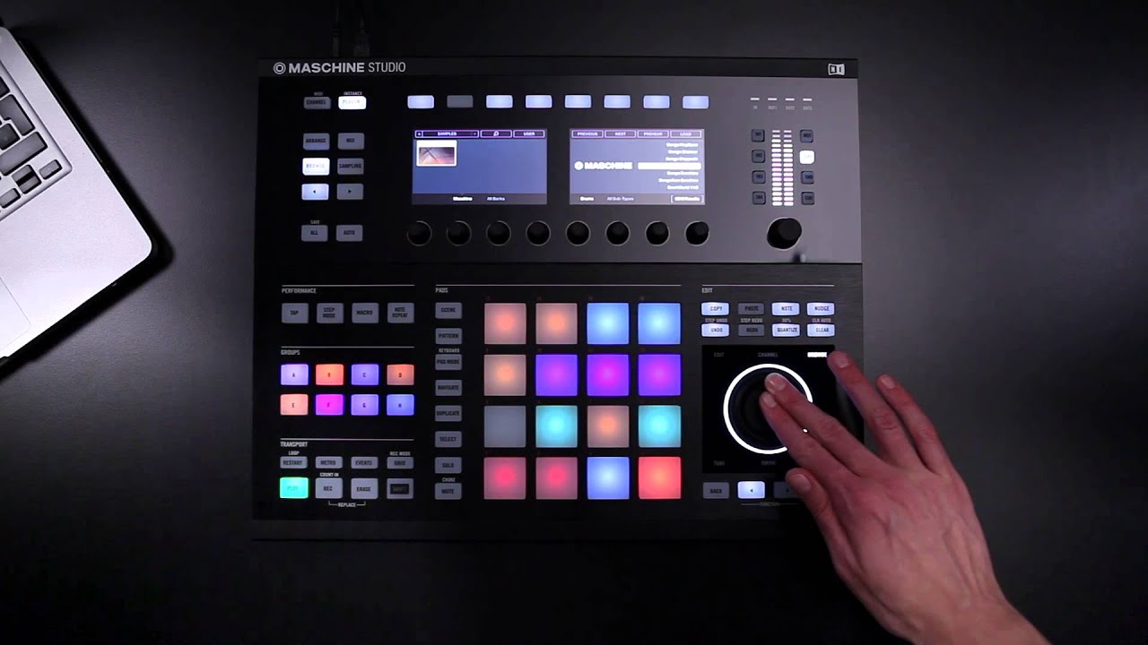 MASCHINE Studio