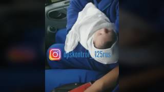 Во Владивостоке в подъезде нашли младенца