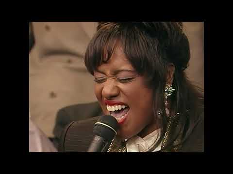 Jennifer Holliday, Donald Vails - I Love The Lord (Live) - Verse 2 - Amazing Grace!