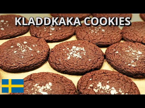 Kladdkaka Cookies: A Swedish Chocolate Delight