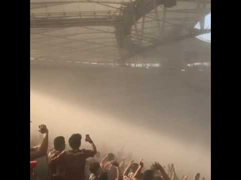 "ENTRADA DO TIME COM PÓ DE ARROZ - FLUMINENSE X BOTAFOGO" Barra: Movimento Popular Legião Tricolor &bull; Club: Fluminense