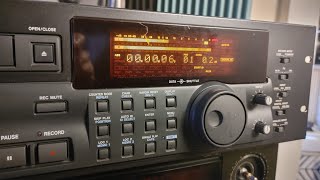 Video thumbnail for Tascam DA-40 - Professional Digital Audio Tape Recorder @12voltvids by Cheap Old Hi-Fi (HiFi reviews)