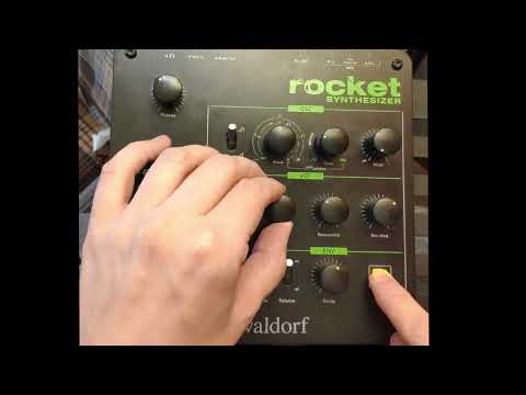 Waldorf Rocket sound check