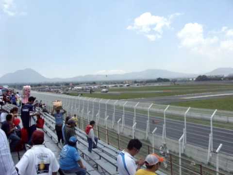 Carlos Pardo antes de accidente fatal Serie NASCAR México 14 de Junio de 2009 4a. fecha Puebla