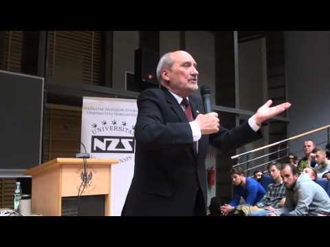 Debata NZS UW: Służby specjalne – V władza w Polsce? [Antoni Macierewicz]