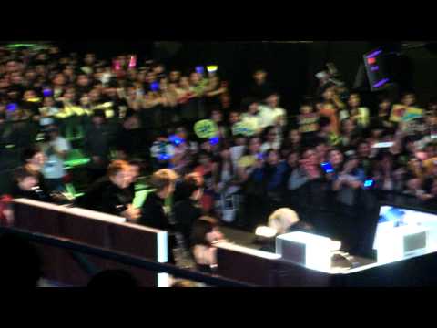 111129 MAMA Super Junior congraulates winner