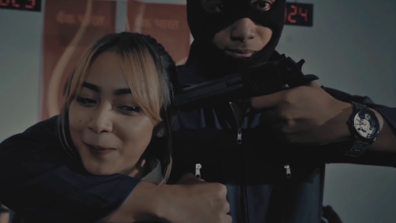 Givani gumilang ft Stand Here Alone - Tukang Kentut Official Video