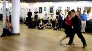 Jennifer Olson y Damian Lobato Tango performance 3